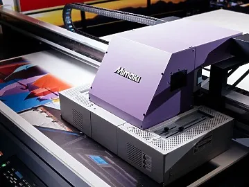 Друк на прозорому акрилі (оргскло)